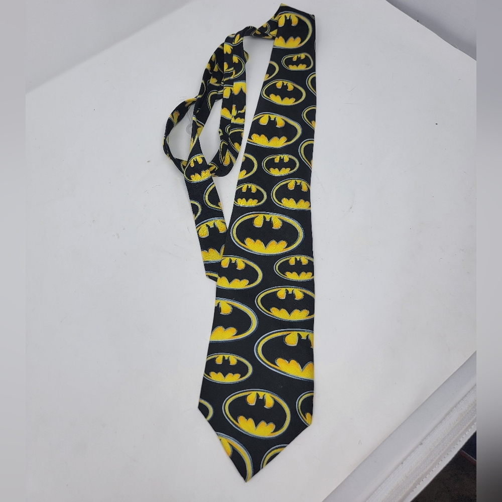Vintage 1998 Batman Logo Neck Tie Excellent Condition
